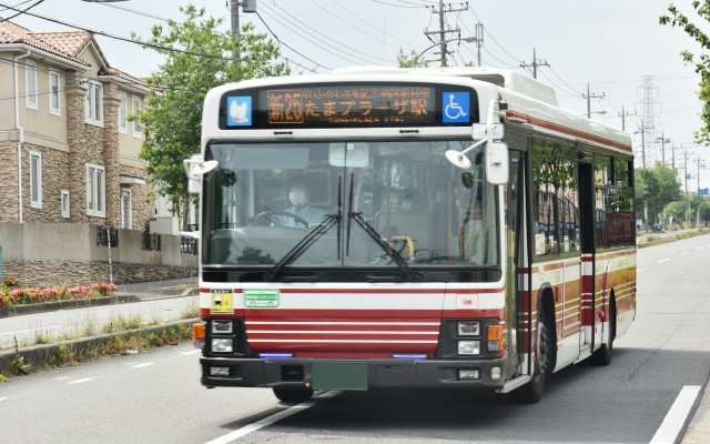 xe-bus-o-nhat